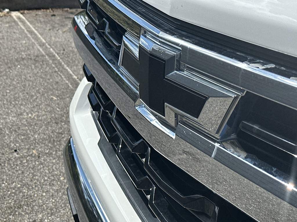 Thumbnail: 2023 Chevrolet Silverado 1500 - 6