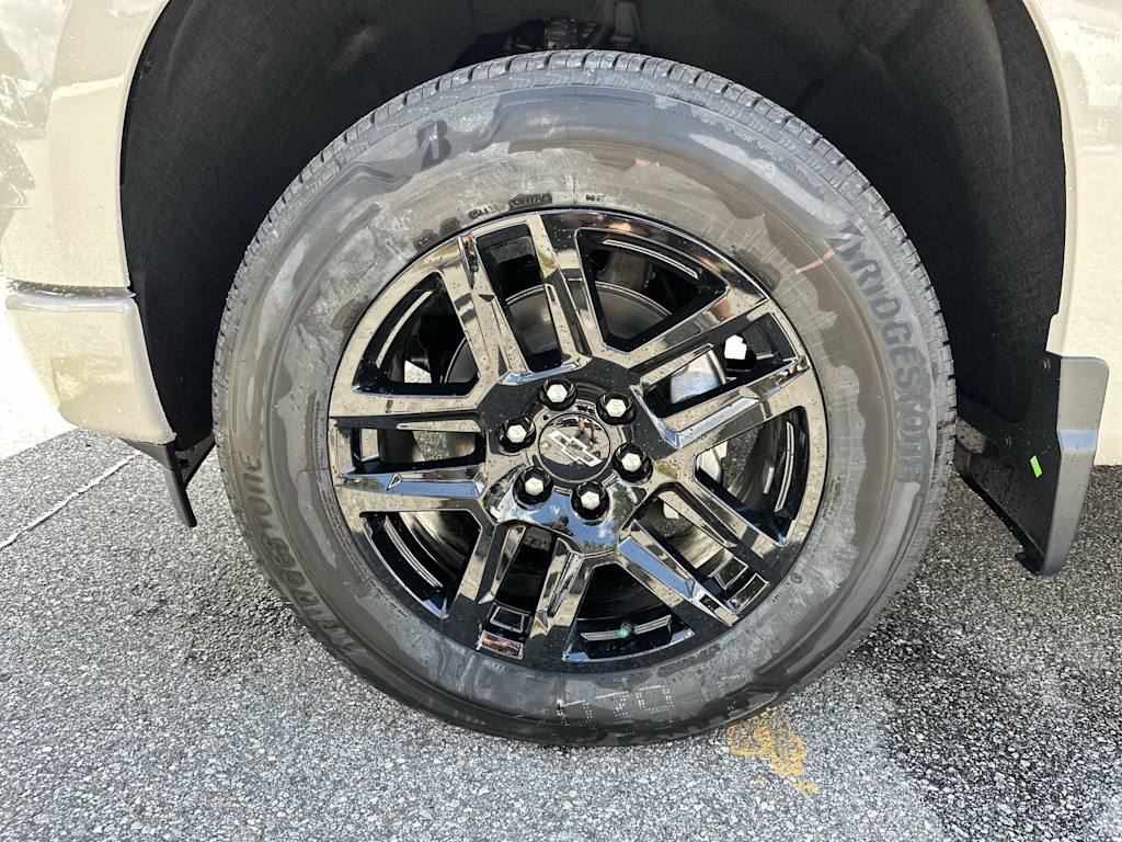 Thumbnail: 2026 Chevrolet Silverado 1500 - 8