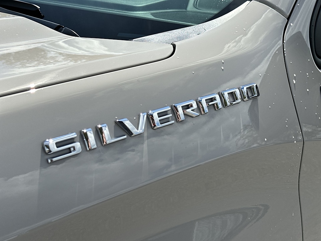 Thumbnail: 2026 Chevrolet Silverado 1500 - 23