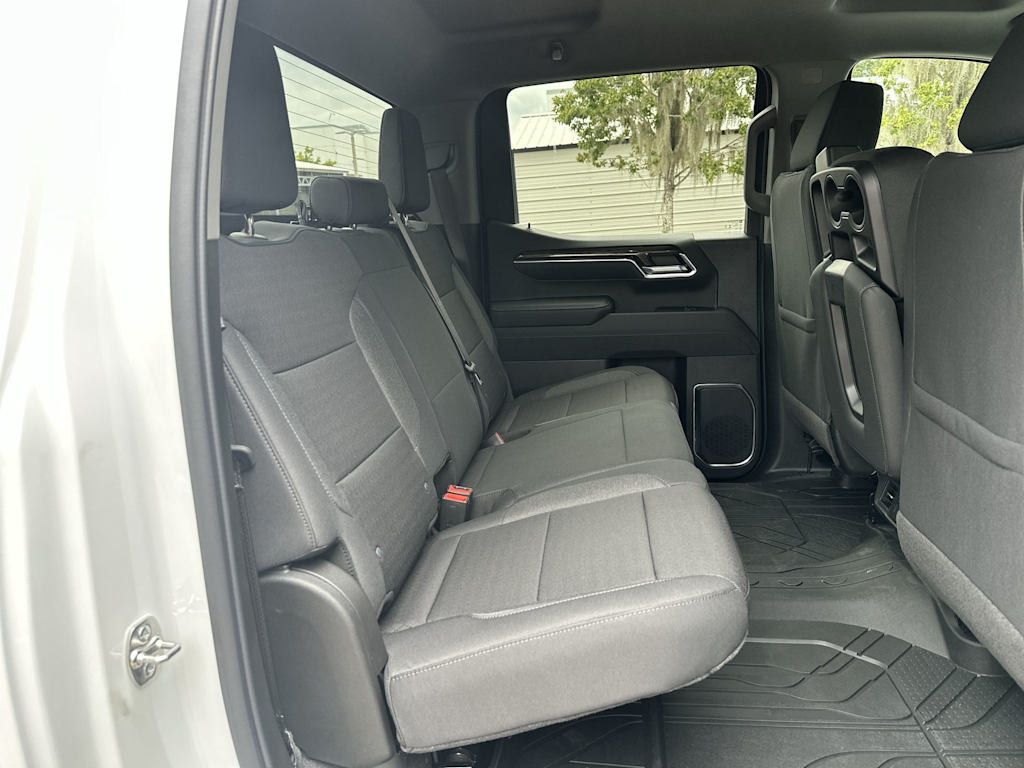 Thumbnail: 2026 Chevrolet Silverado 1500 - 24