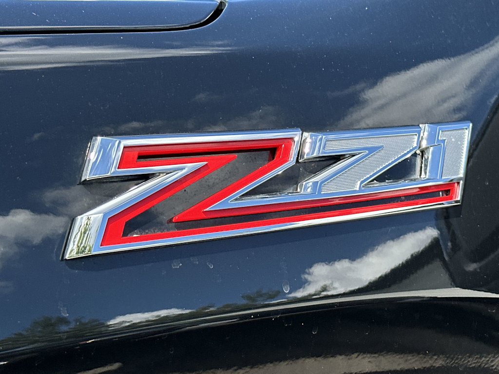 Thumbnail: 2023 Chevrolet Silverado 1500 - 24