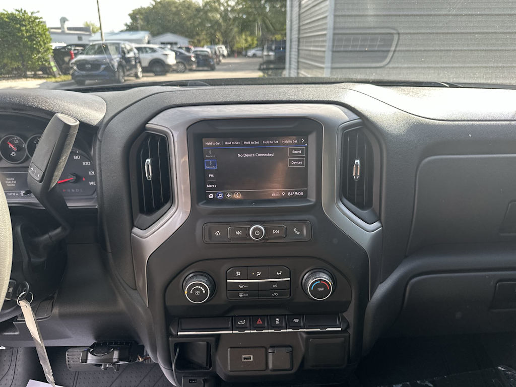 Thumbnail: 2020 Chevrolet Silverado 1500 - 13