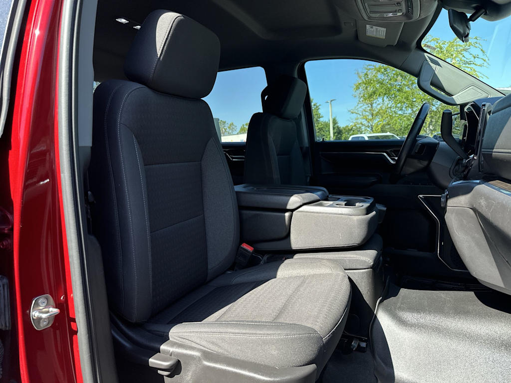 Thumbnail: 2023 Chevrolet Silverado 1500 - 31