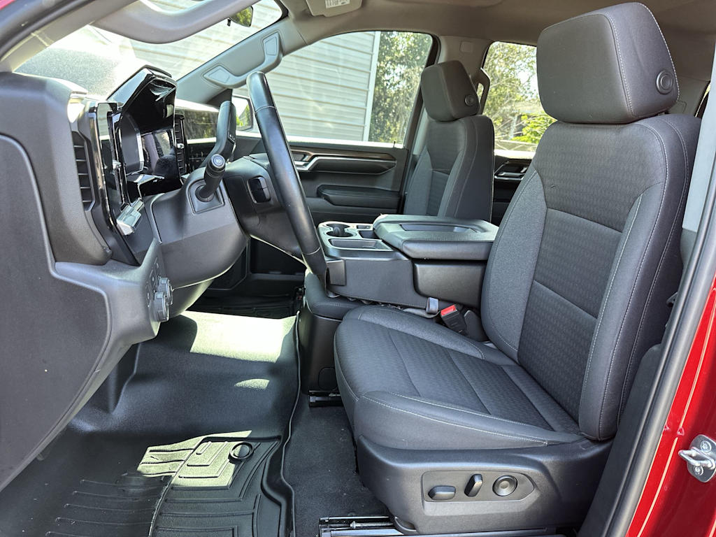Thumbnail: 2023 Chevrolet Silverado 1500 - 27