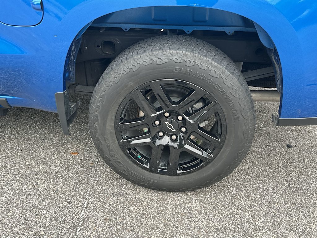 Thumbnail: 2023 Chevrolet Silverado 1500 - 8