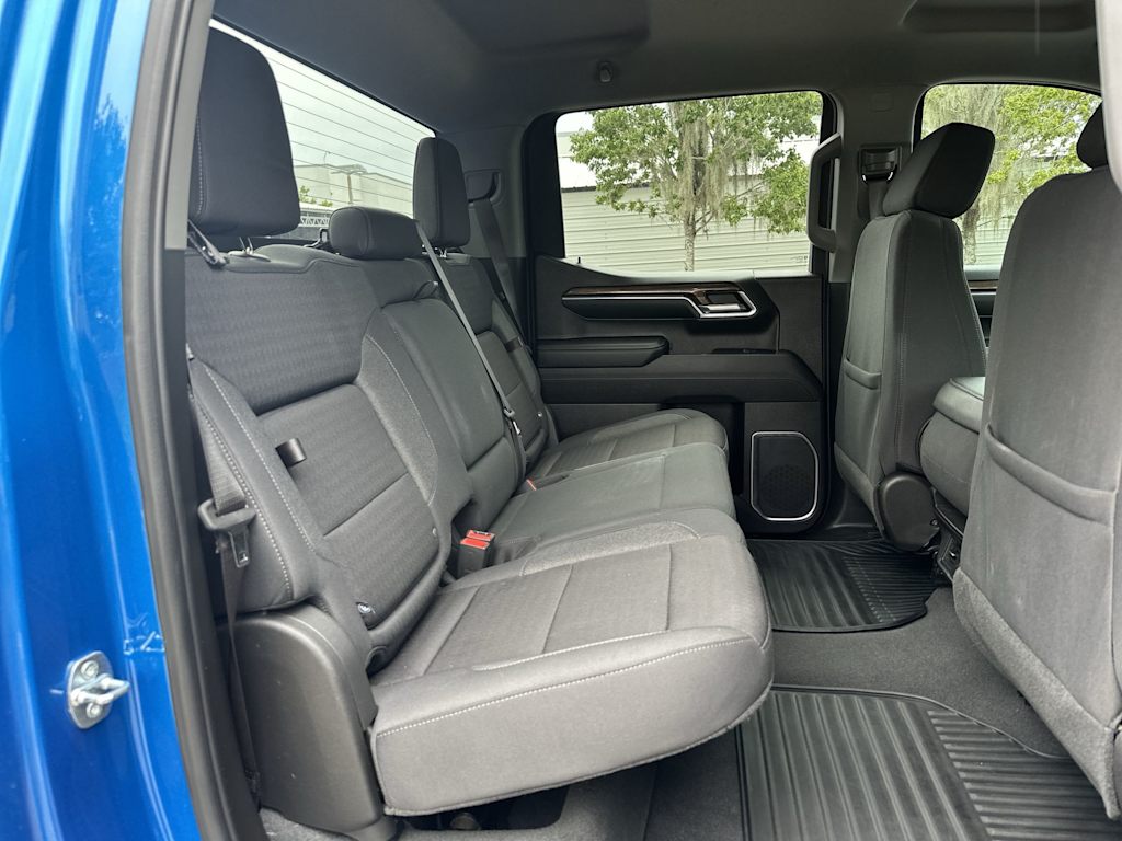 Thumbnail: 2023 Chevrolet Silverado 1500 - 23