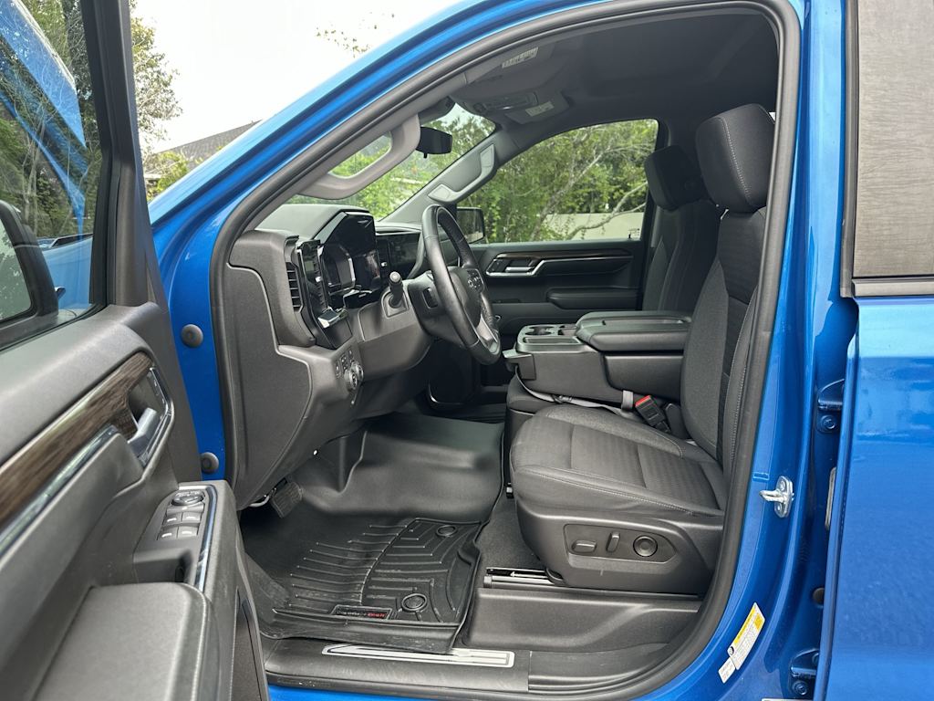 Thumbnail: 2023 Chevrolet Silverado 1500 - 12