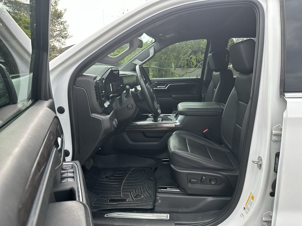 Thumbnail: 2023 Chevrolet Silverado 1500 - 19
