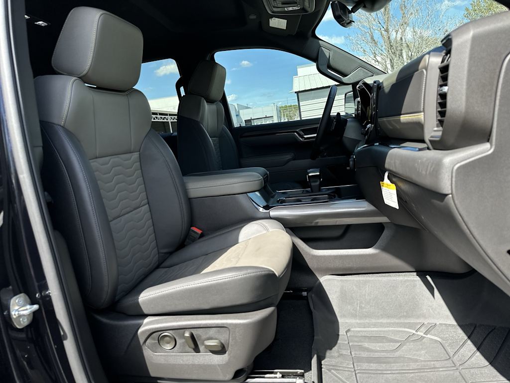Thumbnail: 2024 Chevrolet Silverado 1500 - 25