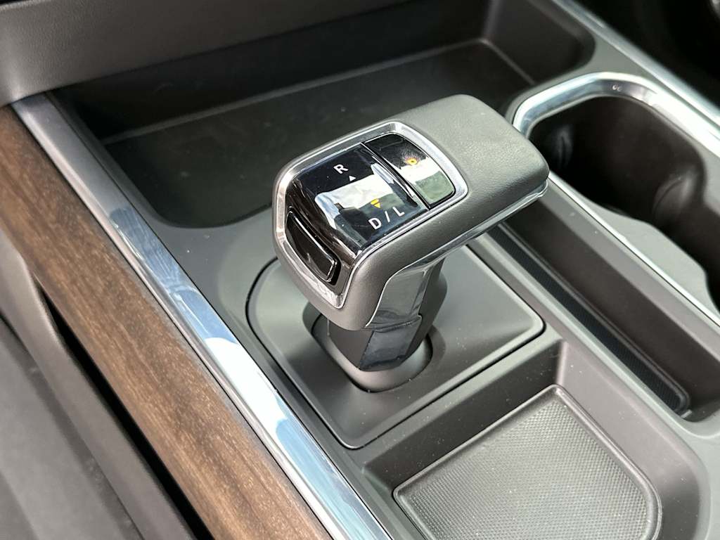 Thumbnail: 2023 Chevrolet Silverado 1500 - 16