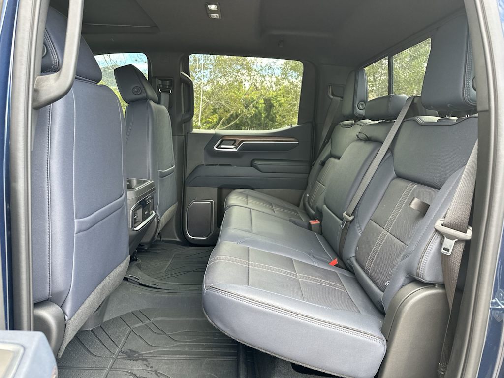 Thumbnail: 2023 Chevrolet Silverado 1500 - 26