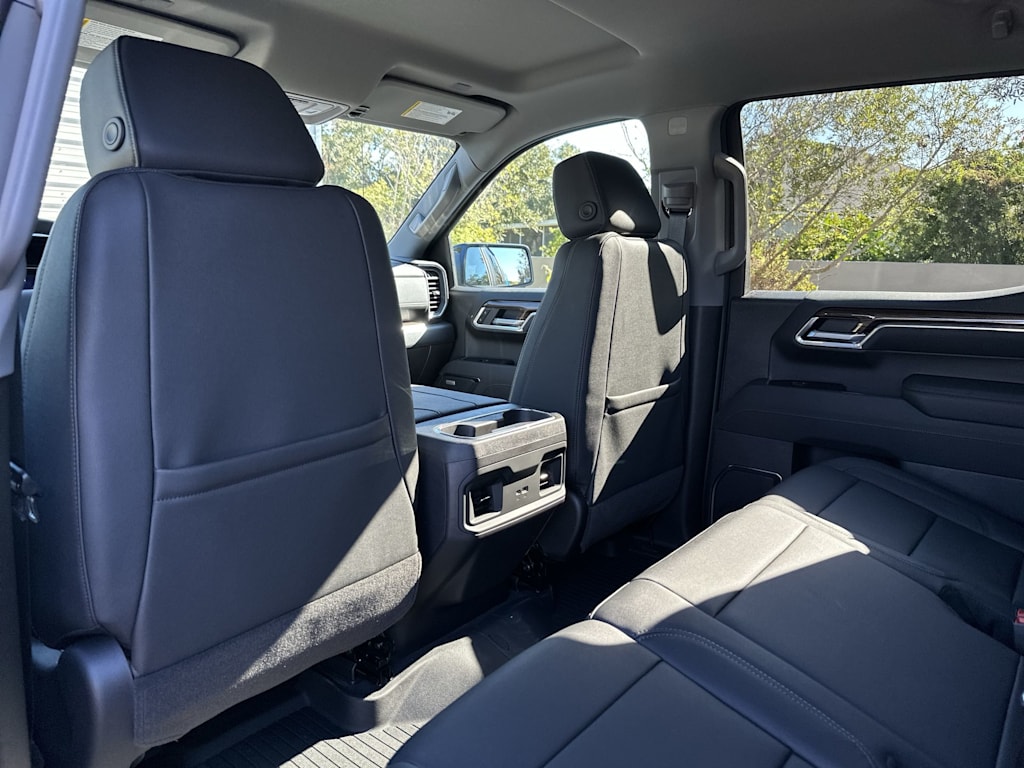 Thumbnail: 2026 Chevrolet Silverado 1500 - 13