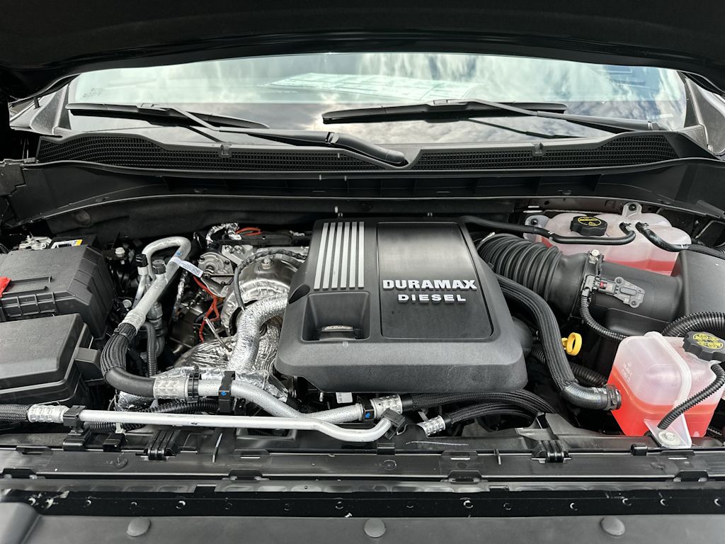 Thumbnail: 2026 Chevrolet Silverado 1500 - 9