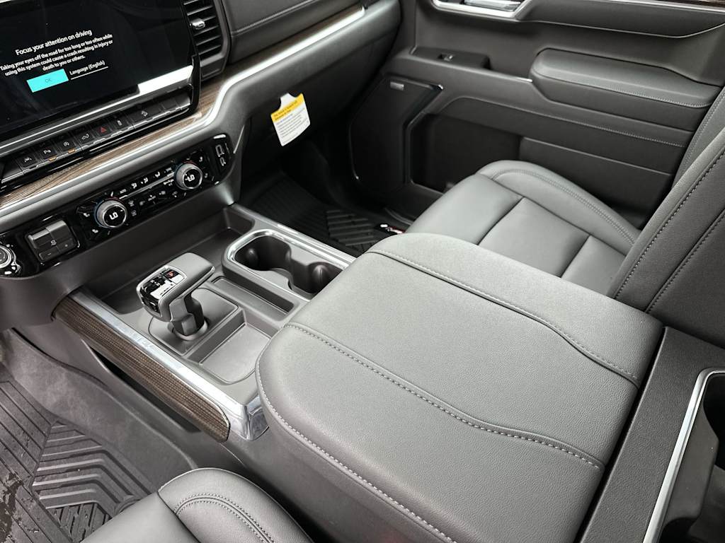 Thumbnail: 2026 Chevrolet Silverado 1500 - 27