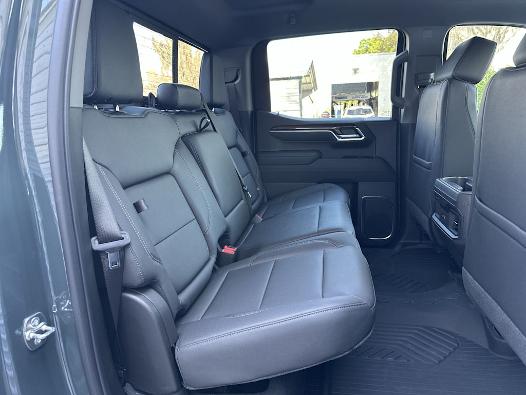 Thumbnail: 2026 Chevrolet Silverado 1500 - 25