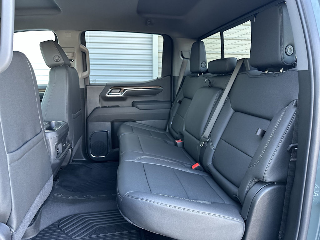 Thumbnail: 2026 Chevrolet Silverado 1500 - 24