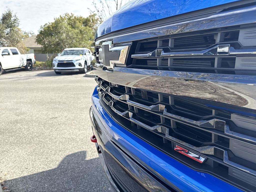 2025 Chevrolet Silverado 1500 LT 7