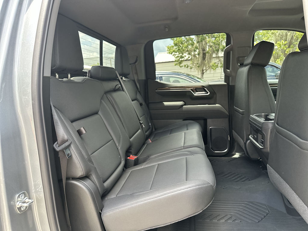 Thumbnail: 2026 Chevrolet Silverado 1500 - 25