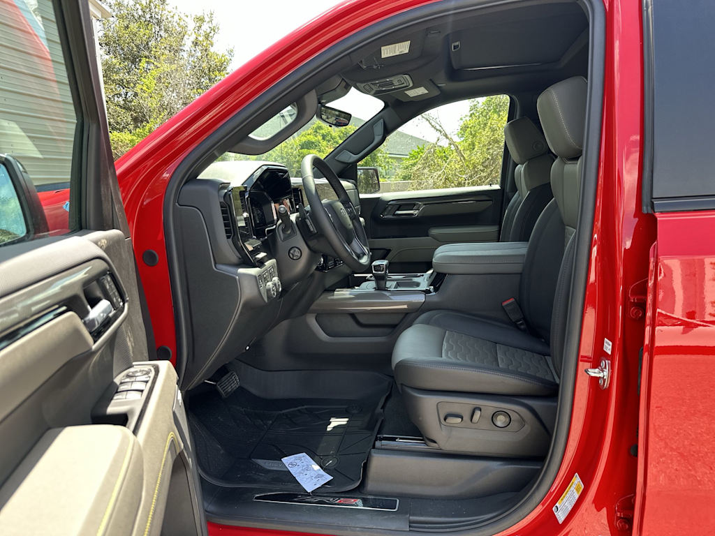Thumbnail: 2026 Chevrolet Silverado 1500 - 10