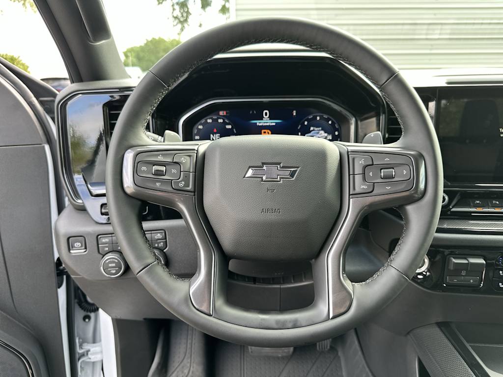 Thumbnail: 2026 Chevrolet Silverado 1500 - 9