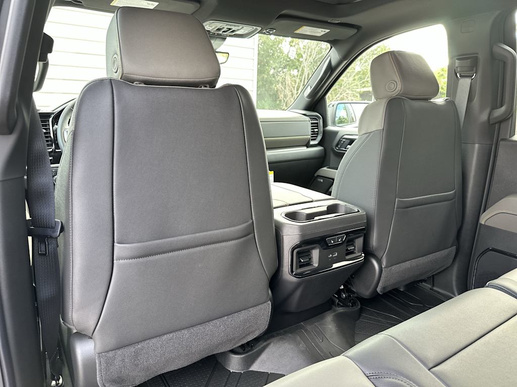 Thumbnail: 2026 Chevrolet Silverado 1500 - 11