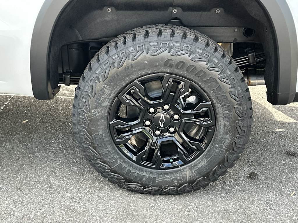 Thumbnail: 2026 Chevrolet Silverado 1500 - 7