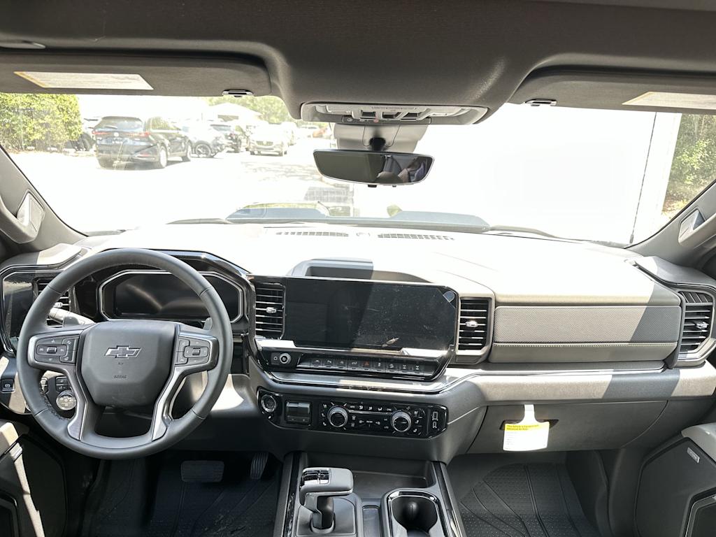 Thumbnail: 2026 Chevrolet Silverado 1500 - 2