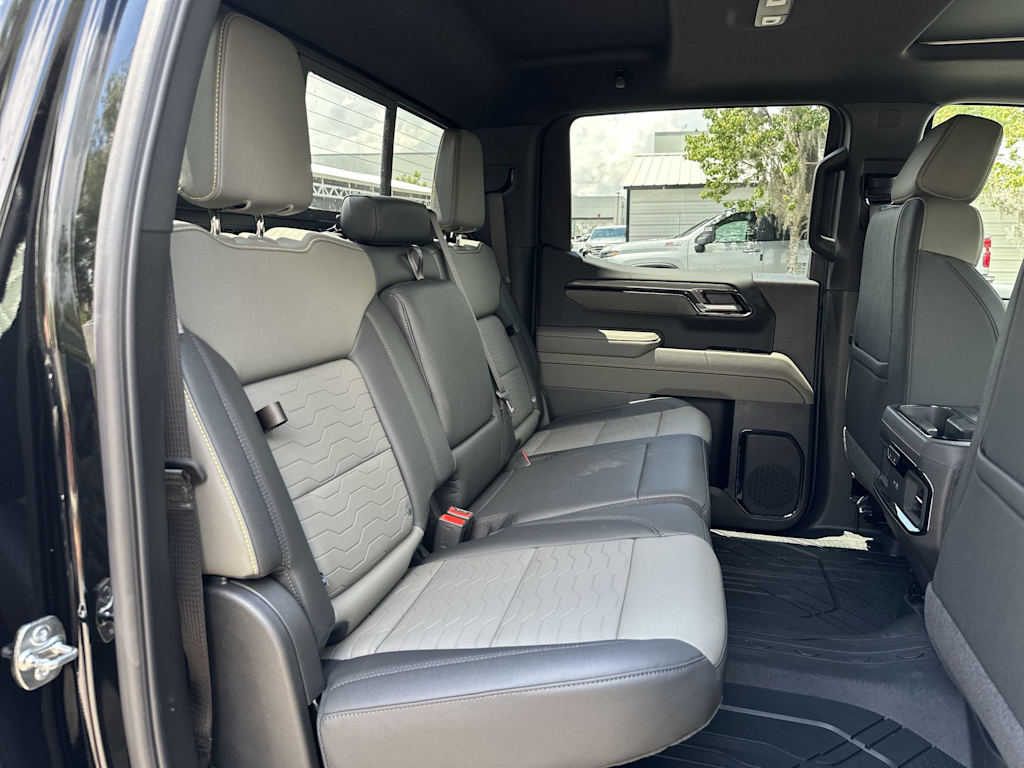 Thumbnail: 2026 Chevrolet Silverado 1500 - 25