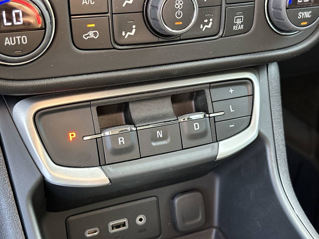 Thumbnail: 2024 GMC Terrain - 27