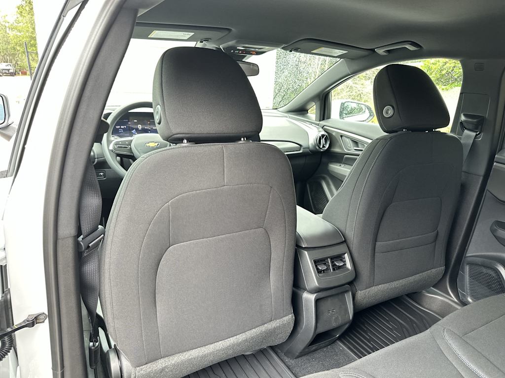 Thumbnail: 2026 Chevrolet Equinox - 11