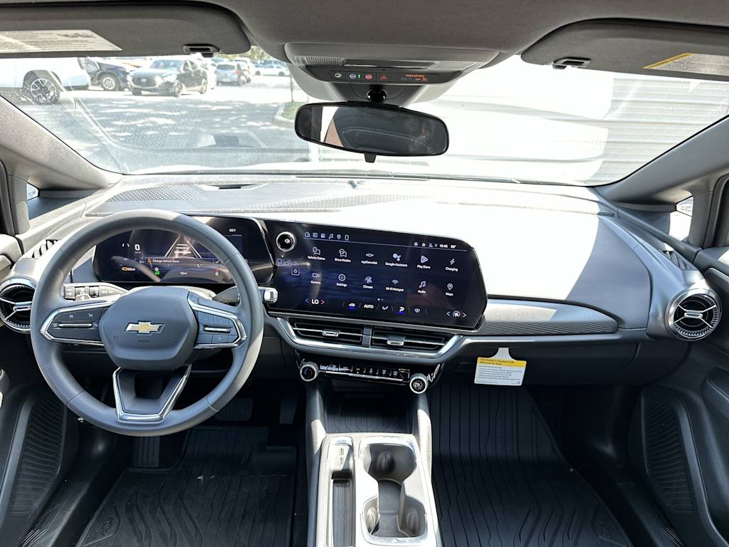Thumbnail: 2026 Chevrolet Equinox - 2