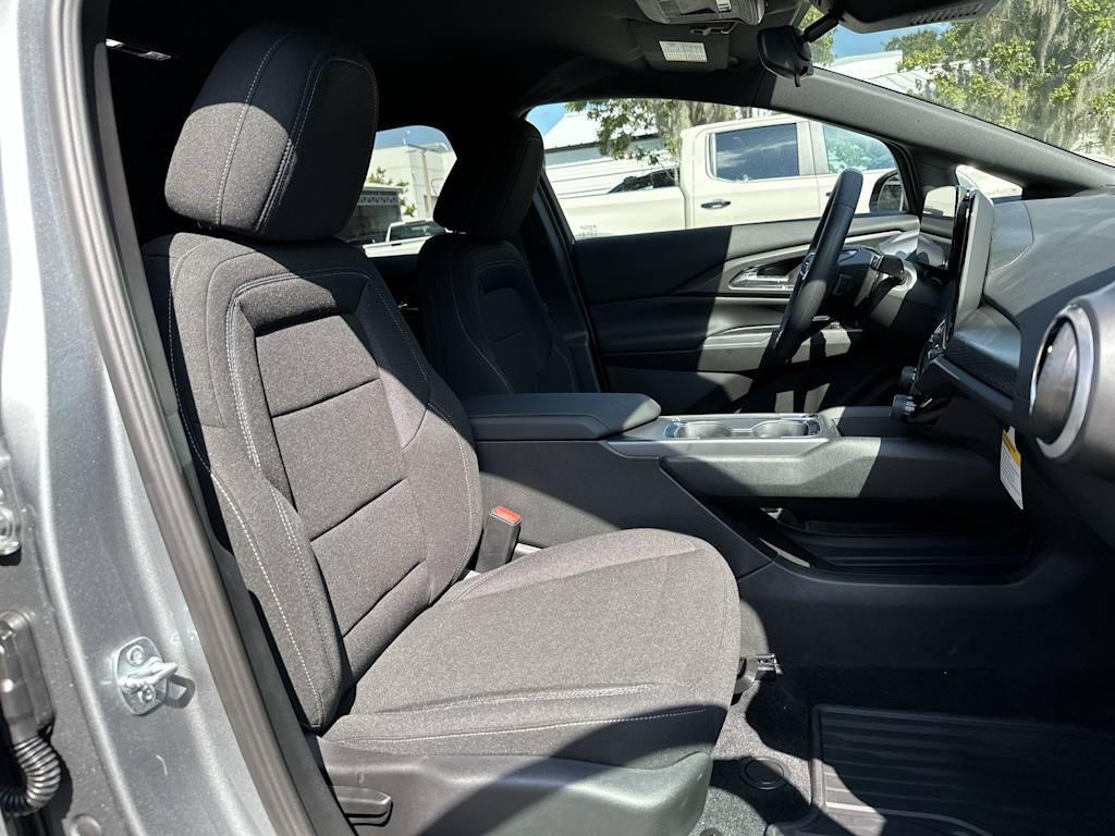 Thumbnail: 2026 Chevrolet Equinox - 25