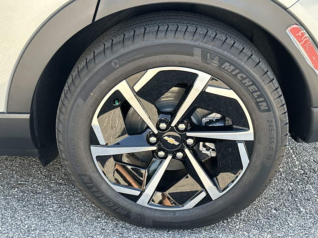 Thumbnail: 2026 Chevrolet Equinox - 8