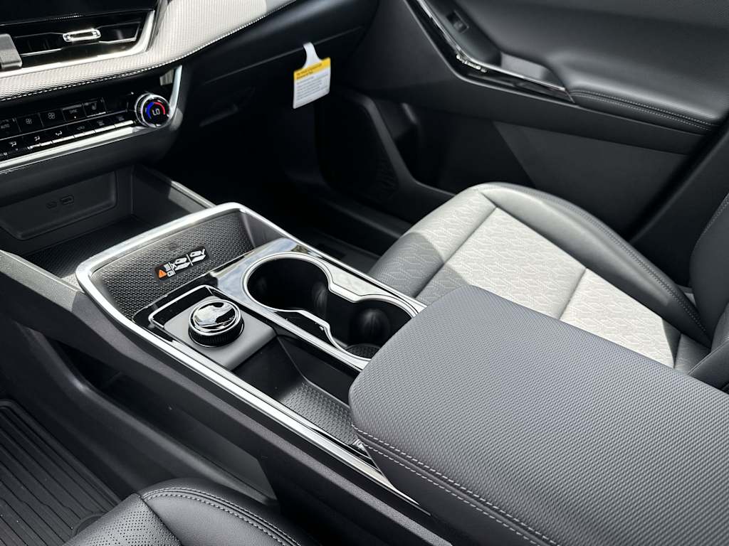 Thumbnail: 2027 Chevrolet Equinox - 14