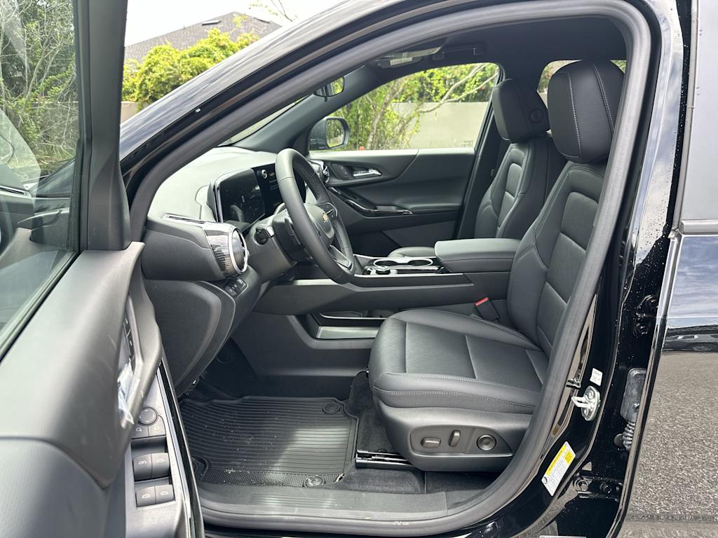 Thumbnail: 2027 Chevrolet Equinox - 10