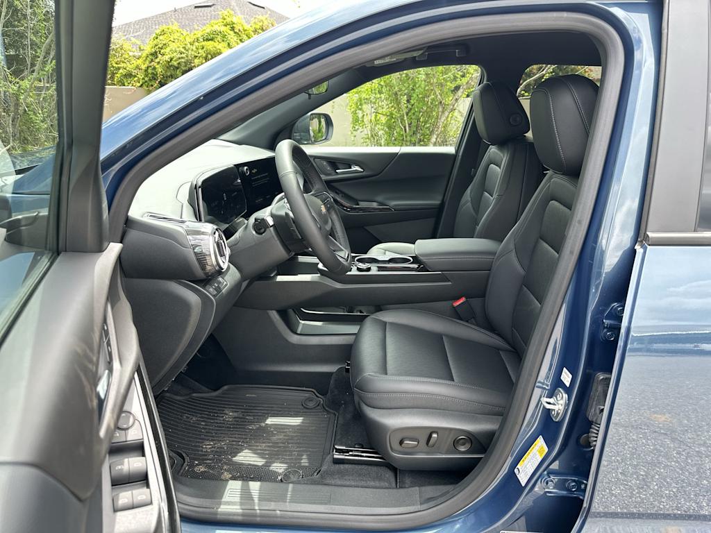 Thumbnail: 2027 Chevrolet Equinox - 10
