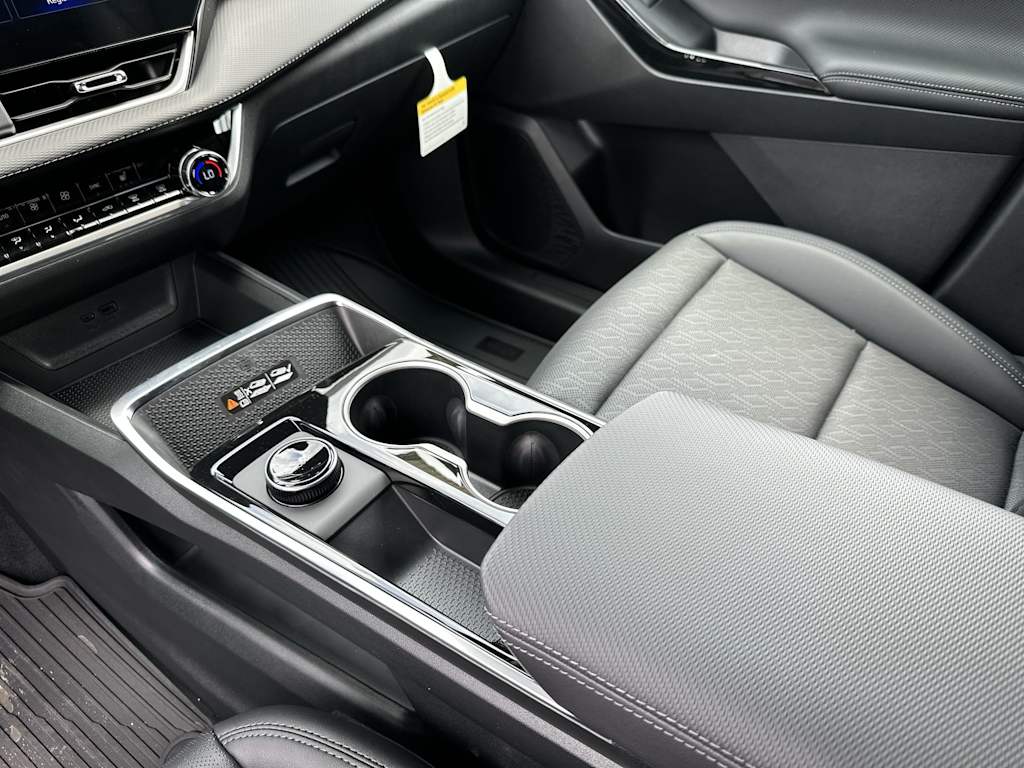 Thumbnail: 2027 Chevrolet Equinox - 14