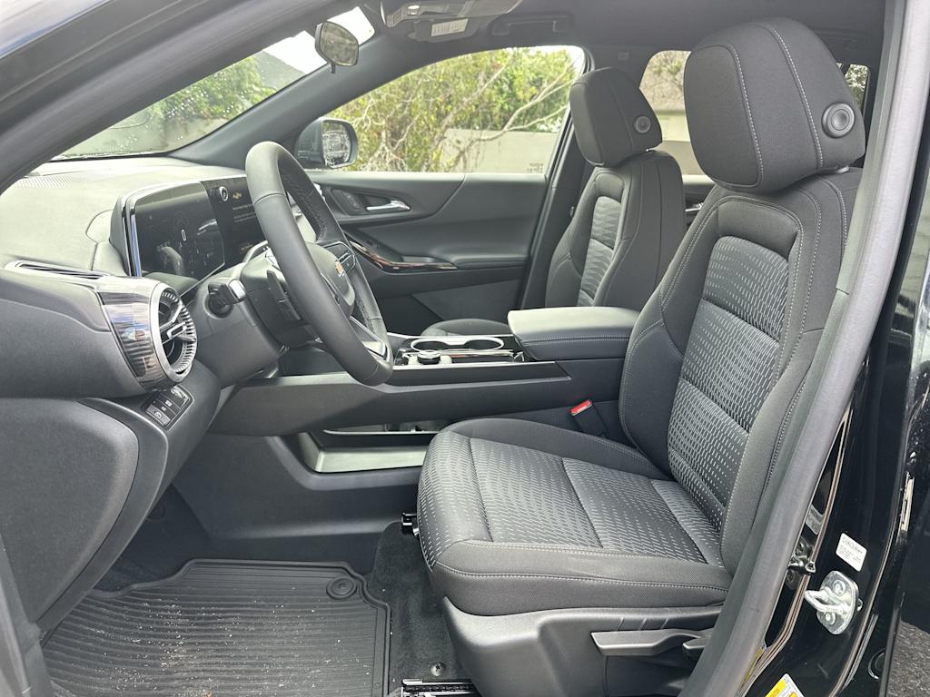 Thumbnail: 2027 Chevrolet Equinox - 11