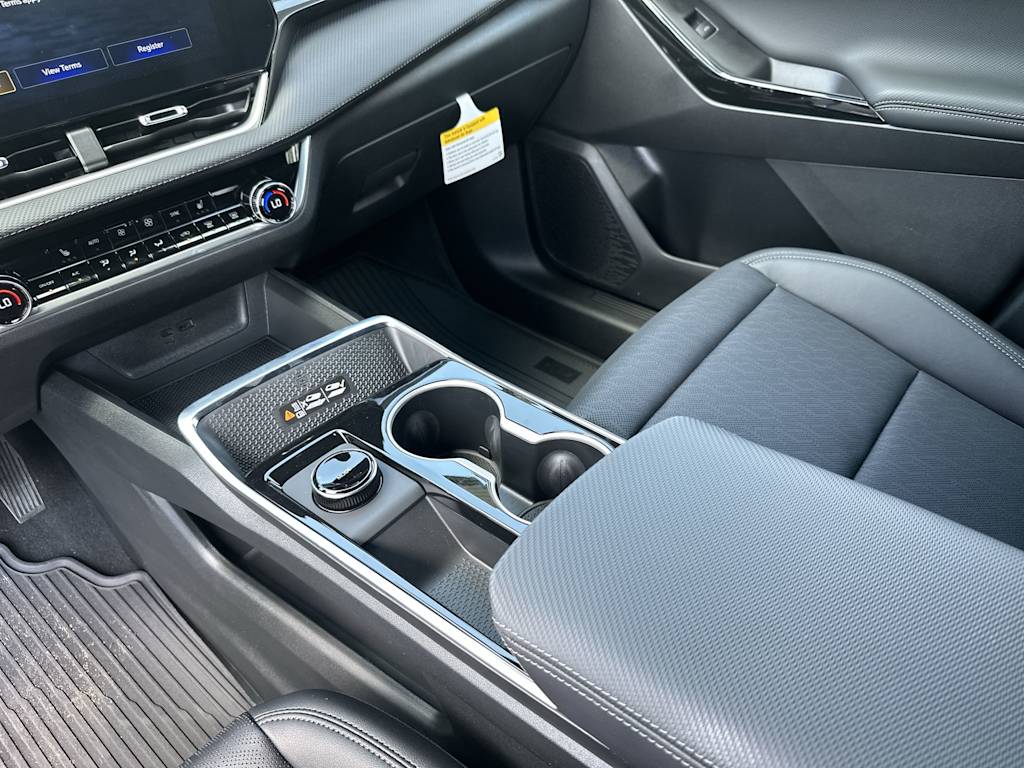 Thumbnail: 2027 Chevrolet Equinox - 14
