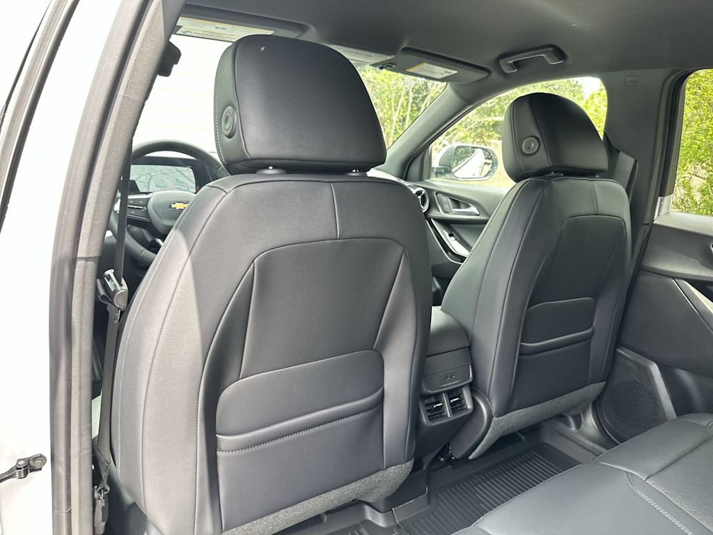 Thumbnail: 2027 Chevrolet Equinox - 12