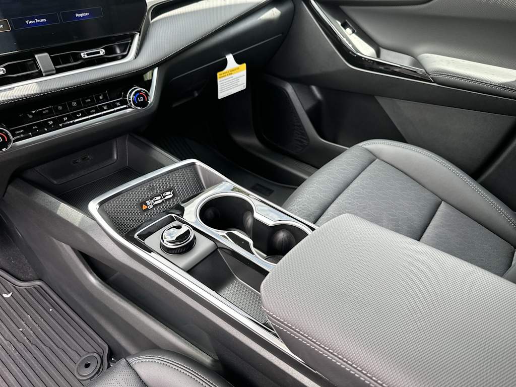 Thumbnail: 2027 Chevrolet Equinox - 14