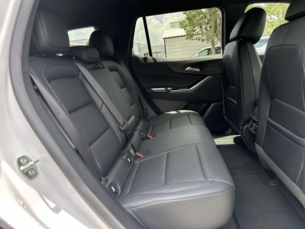Thumbnail: 2027 Chevrolet Equinox - 24