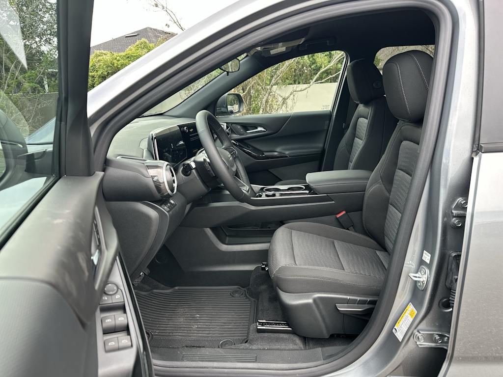 Thumbnail: 2027 Chevrolet Equinox - 11