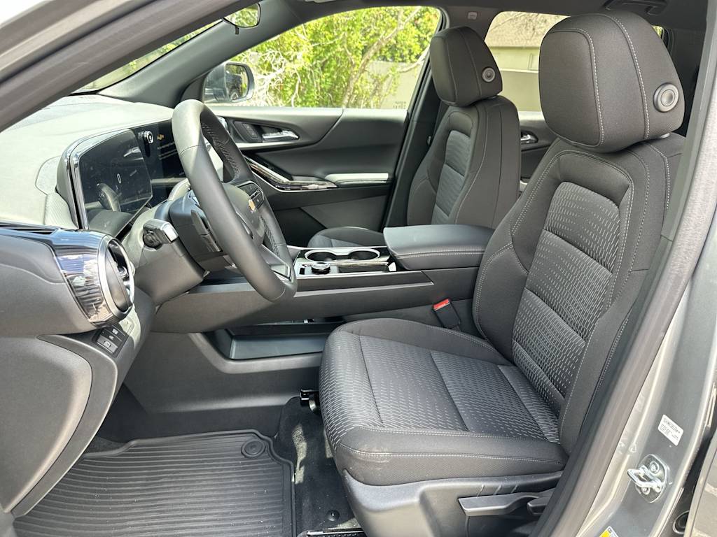 Thumbnail: 2027 Chevrolet Equinox - 12