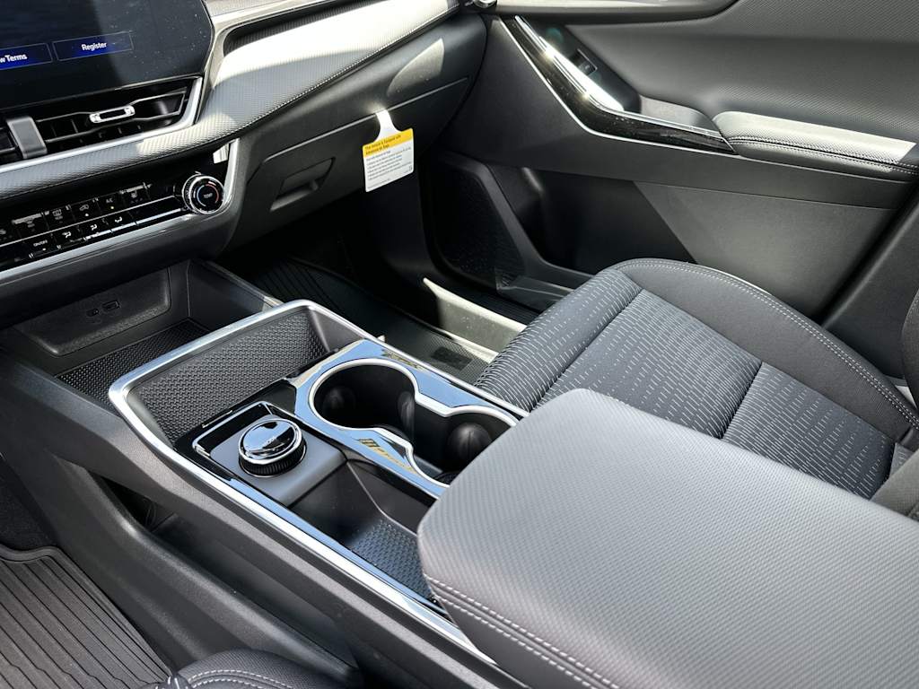 Thumbnail: 2027 Chevrolet Equinox - 15