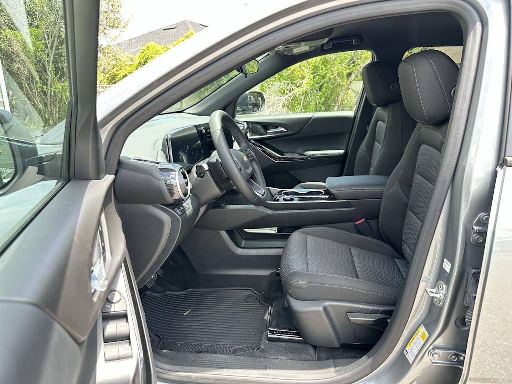 Thumbnail: 2027 Chevrolet Equinox - 11