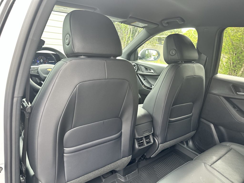 Thumbnail: 2027 Chevrolet Equinox - 12
