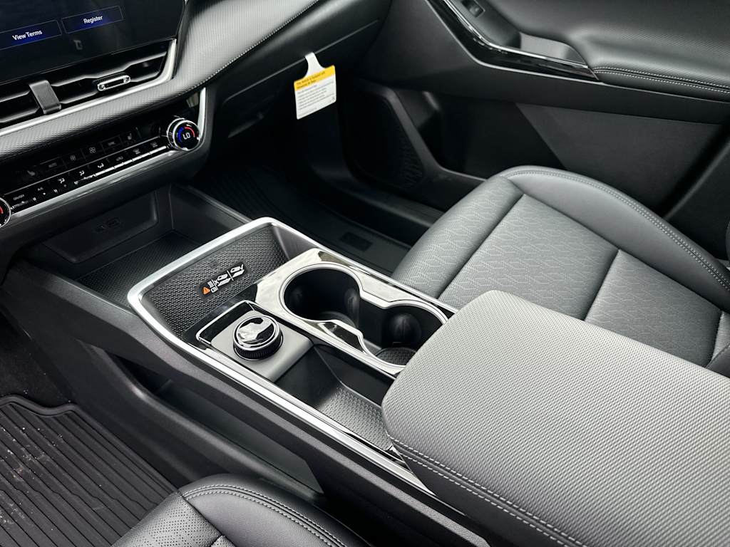 Thumbnail: 2027 Chevrolet Equinox - 14