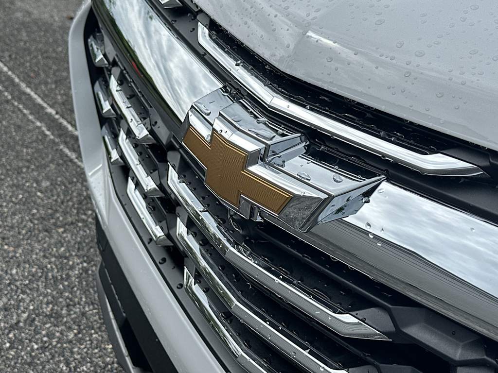 Thumbnail: 2027 Chevrolet Equinox - 6