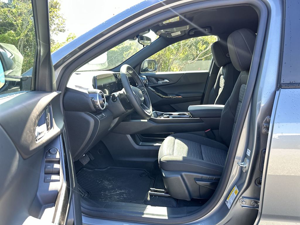 Thumbnail: 2027 Chevrolet Equinox - 10